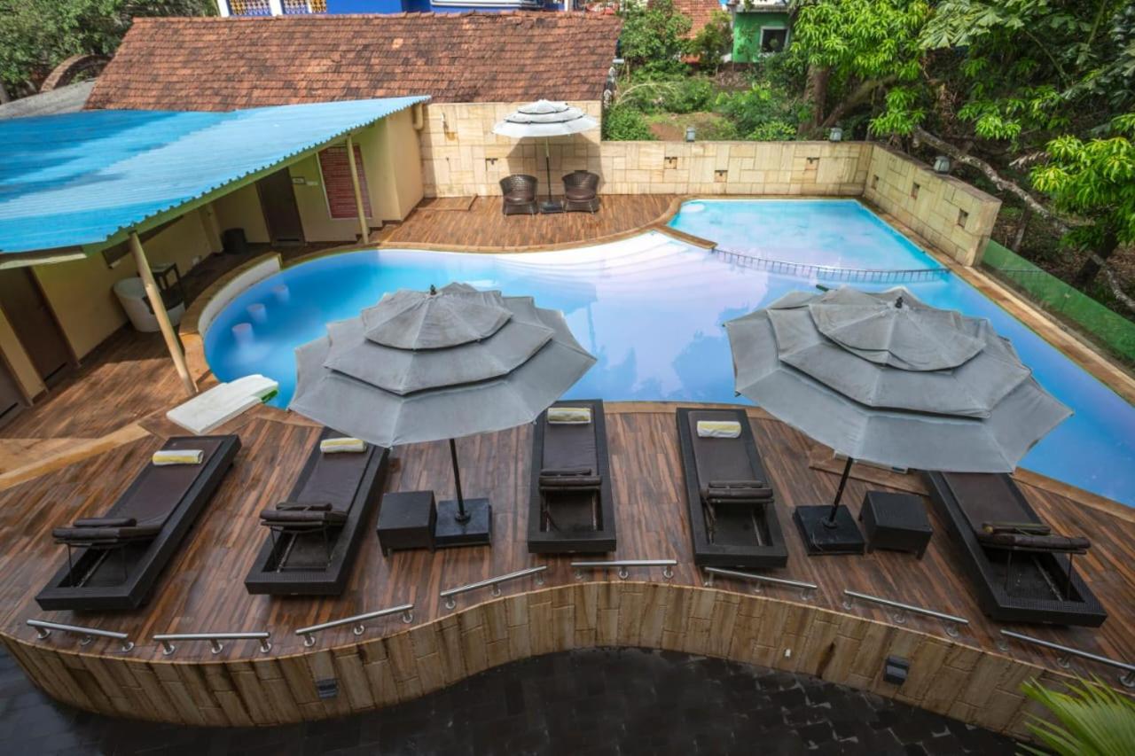 Holiday Goa Hotel Arpora Exterior foto